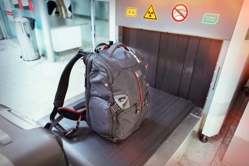 جهاز تفتيش الحقائب والامتعة والطرود بالأشعة السينية