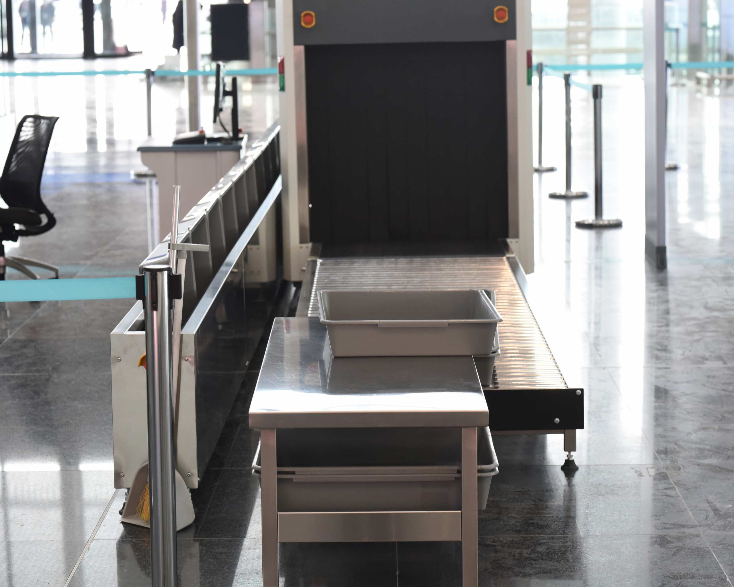 Sale and Rental of Luggage Trolleys for Hotels